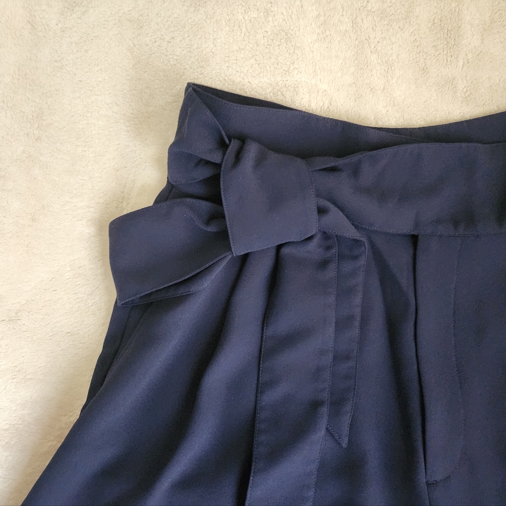 Women’s Navy Tie-Waist Shorts - Picture 14 of 16